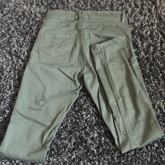 green jeans - Picture 2 of 2